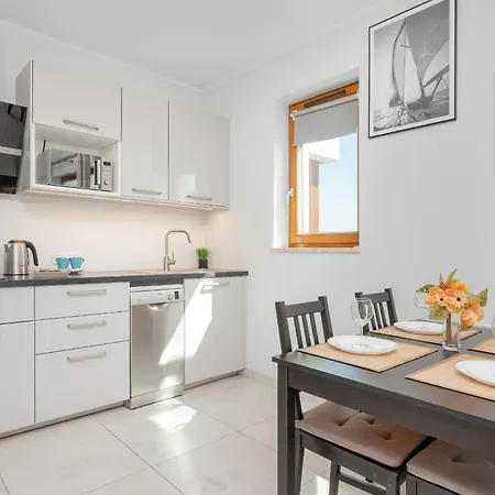 Apartament Nowoczesne I Komfortowe Z Widokiem Na Morze Na 11 Piętrze W Gdańsku By Renters