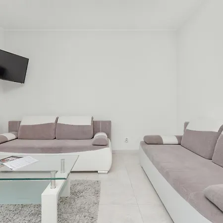 Nowoczesne I Komfortowe Z Widokiem Na Morze Na 11 Piętrze W Gdańsku By Renters Apartament